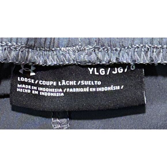 Under Armour Woven Graphic Loose Athletic Gray Shorts Boy's Large - Picture 7 of 8